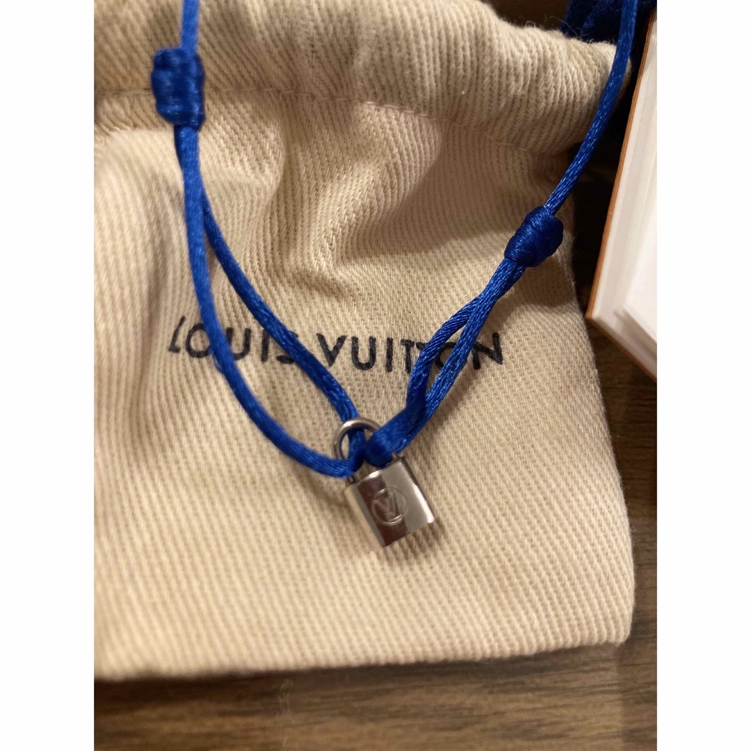 LOUIS VUITTON(ルイヴィトン)のルイヴィトン ブレスレット ユニセフ レディースのアクセサリー(ブレスレット/バングル)の商品写真