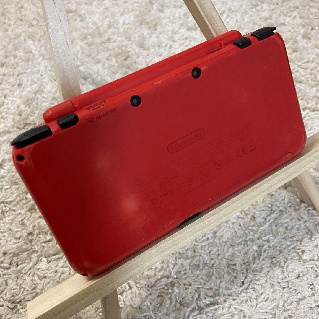 ニンテンドー2DS(ニンテンドー2DS)のNewニンテンドー2DS LL モンスターボールエディション エンタメ/ホビーのゲームソフト/ゲーム機本体(携帯用ゲーム機本体)の商品写真