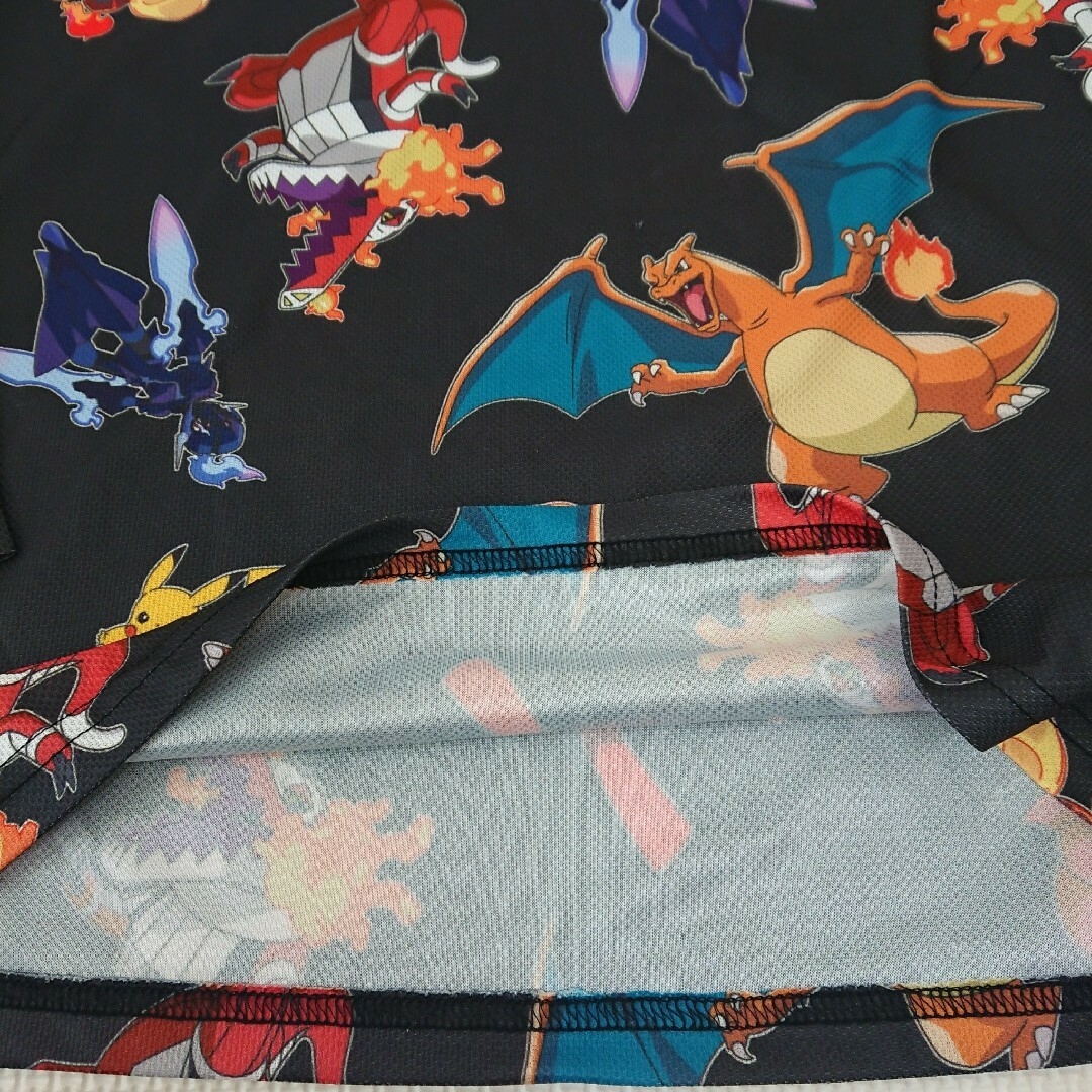 ポケモン(ポケモン)の130 新品 ポケモン メッシュ長袖Tシャツ ロンT グレンアルマ リザードン キッズ/ベビー/マタニティのキッズ服男の子用(90cm~)(Tシャツ/カットソー)の商品写真