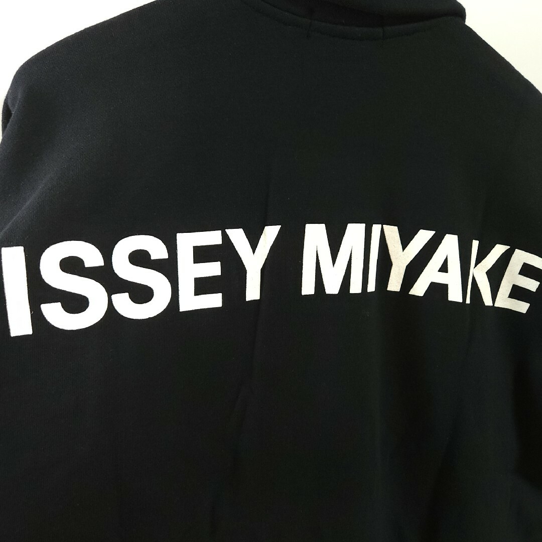 ISSEY MIYAKE MEN(イッセイミヤケメン)の91aw ISSEY MIYAKE MEN ロゴスウェットシャツ ブラック メンズのトップス(スウェット)の商品写真