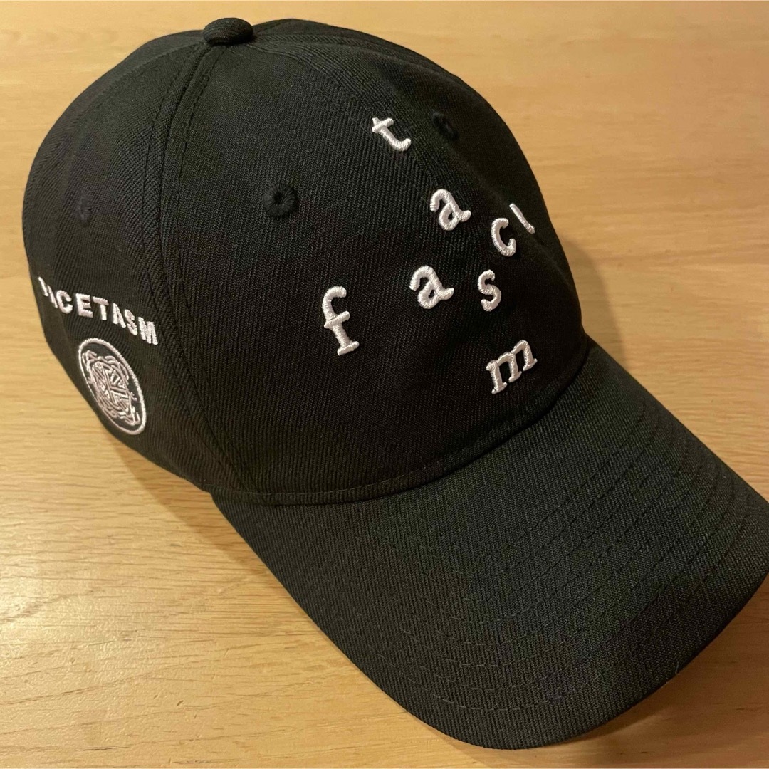 FACETASM(ファセッタズム)の9TWENTY FACETASM FW23 シャークテイルアンダーバイザー メンズの帽子(キャップ)の商品写真
