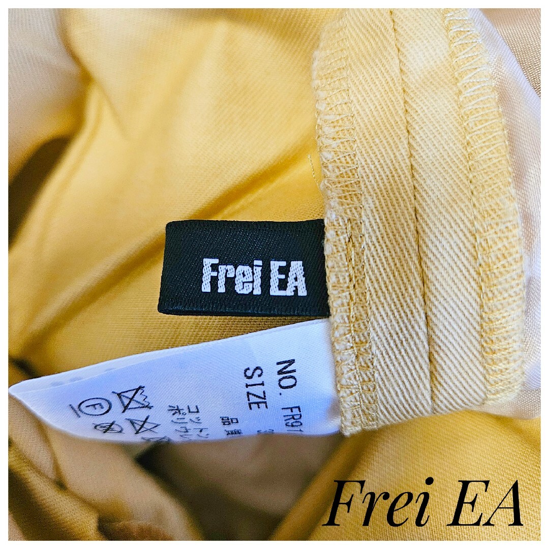 Frei EA(フレイエア)の美品　Frei EA　チノパン　テーパード　黄色　タック　センタープレス　S相当 レディースのパンツ(チノパン)の商品写真