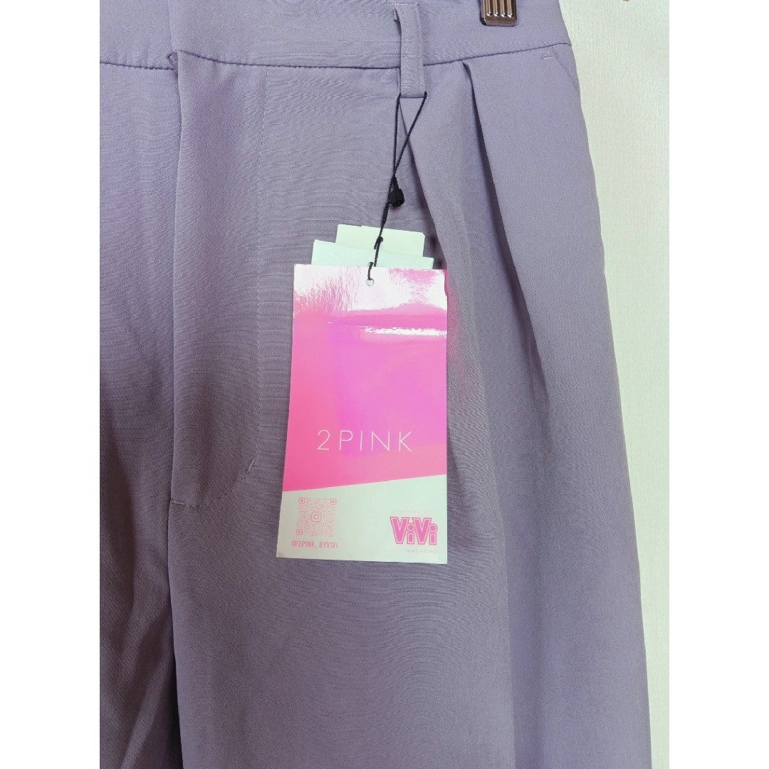 しまむら(シマムラ)の未使用　L しまむら テーパードパンツ　タックパンツ　2PINK　ラベンダー　紫 レディースのパンツ(カジュアルパンツ)の商品写真