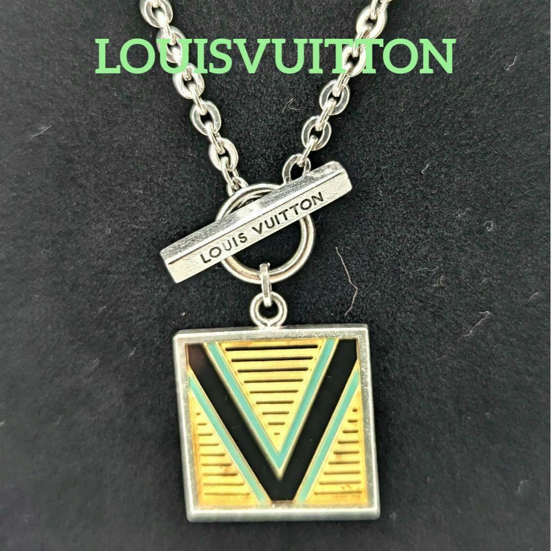 LOUIS VUITTON(ルイヴィトン)のルイヴィトン LOUIS VUITTON パンダンティフ プレートネックレス レディースのアクセサリー(ネックレス)の商品写真