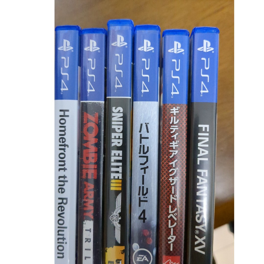 PlayStation4(プレイステーション4)のps4本体　ソフト6本セット付き エンタメ/ホビーのゲームソフト/ゲーム機本体(家庭用ゲーム機本体)の商品写真