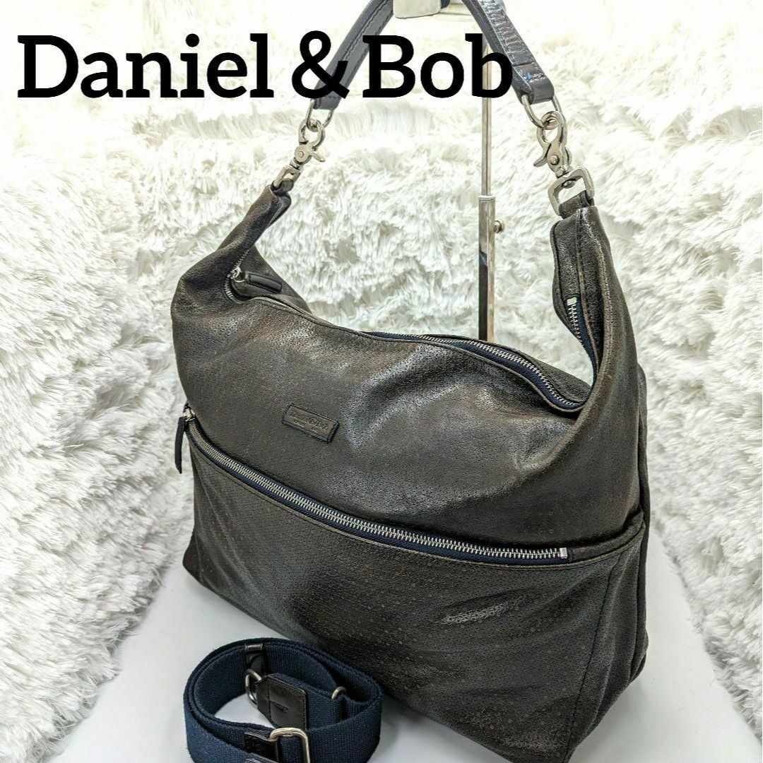 Daniel & Bob(ダニエルアンドボブ)のDaniel＆Bob ダニエル＆ボブ 2way レザーショルダーバッグ ブラウン メンズのバッグ(ショルダーバッグ)の商品写真