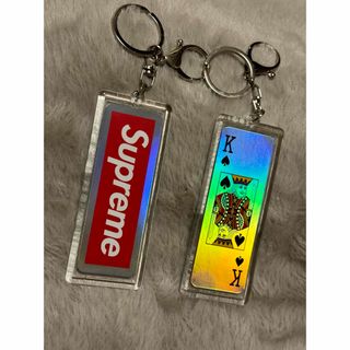 シュプリーム(Supreme)のK♠️ SUPREME  ホログラフィック トランプ　キーホルダー(キーホルダー)