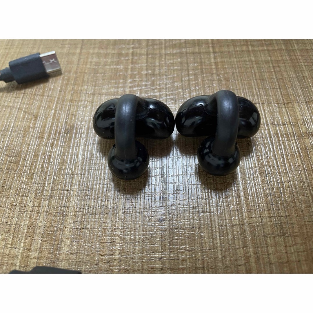 片耳イヤホン　Bluetooth  黒　2個セット スマホ/家電/カメラのオーディオ機器(ヘッドフォン/イヤフォン)の商品写真