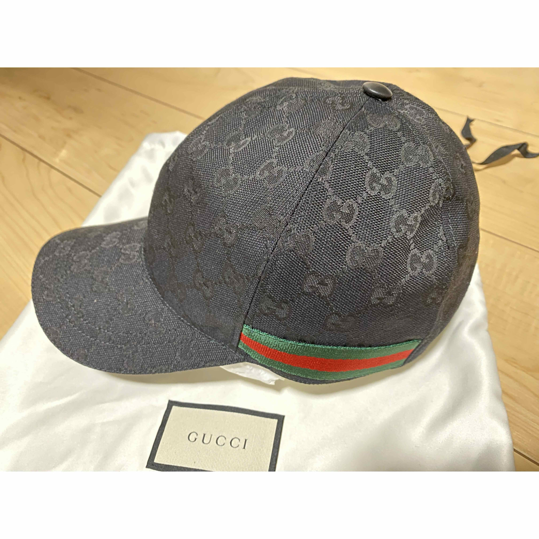 Gucci(グッチ)の【期間限定】グッチ ベースボール キャップ GG柄 シェリーライン ブラック メンズの帽子(キャップ)の商品写真