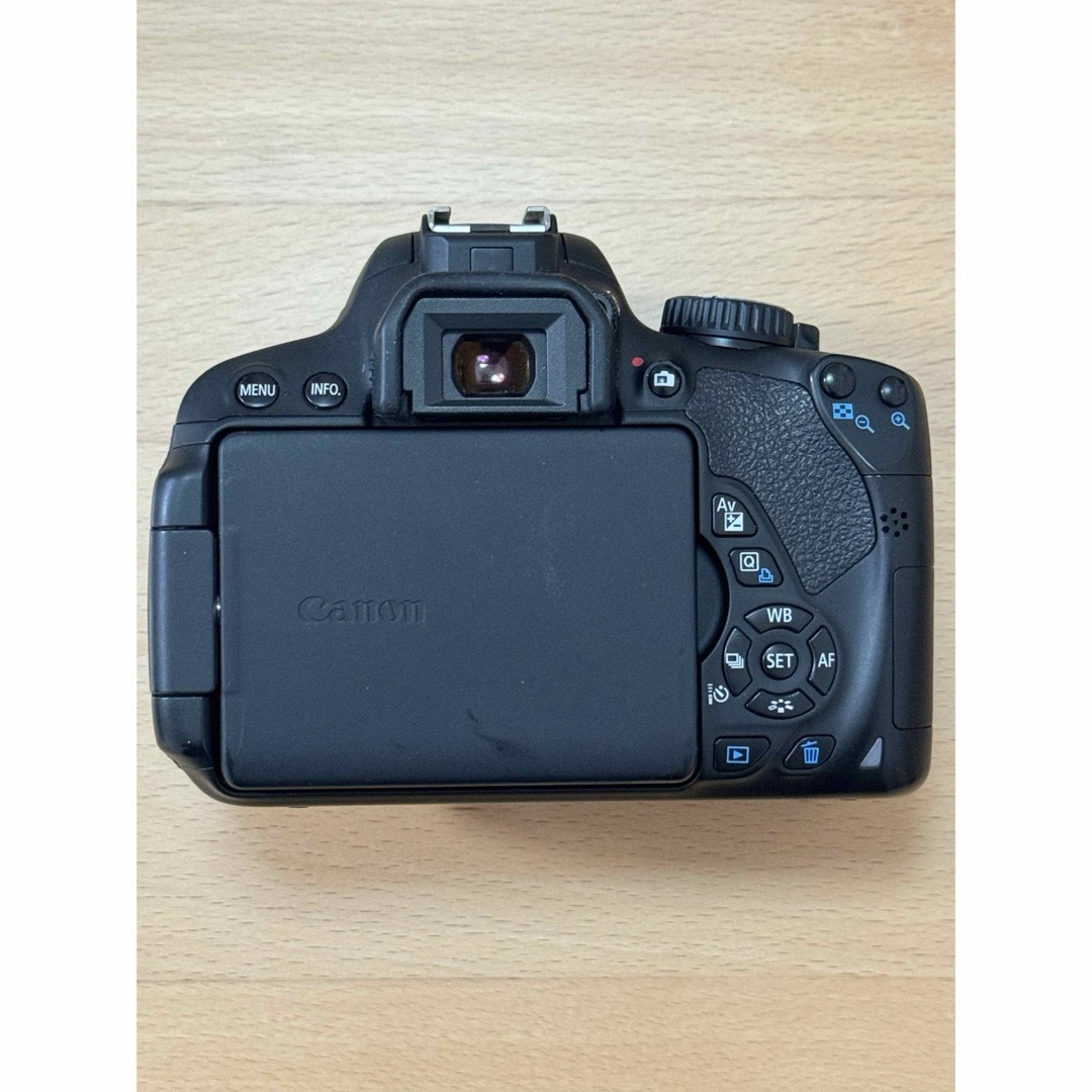 Canon(キヤノン)の【中古】Canon  EOS KISS X6i ボディ スマホ/家電/カメラのカメラ(デジタル一眼)の商品写真