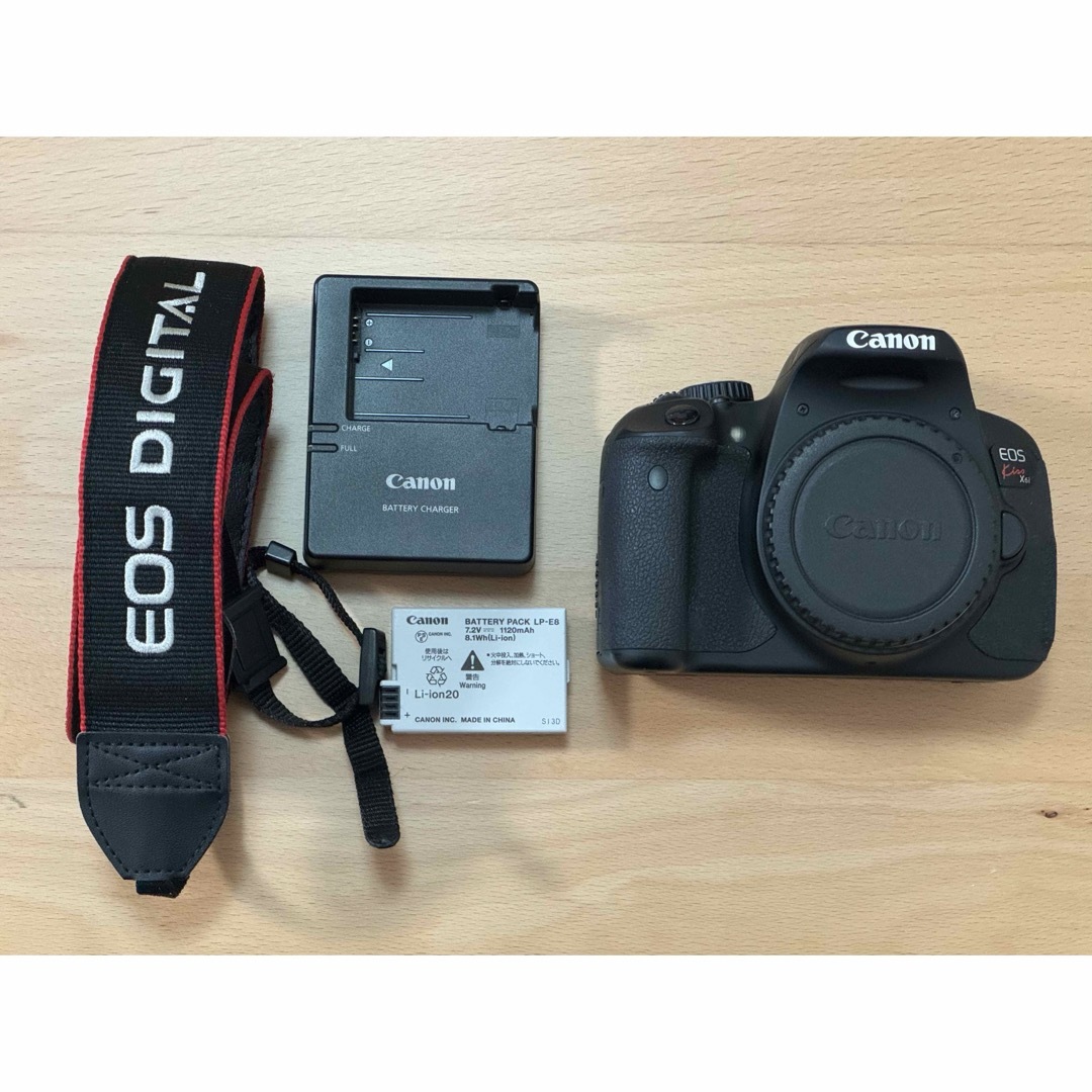 Canon(キヤノン)の【中古】Canon  EOS KISS X6i ボディ スマホ/家電/カメラのカメラ(デジタル一眼)の商品写真