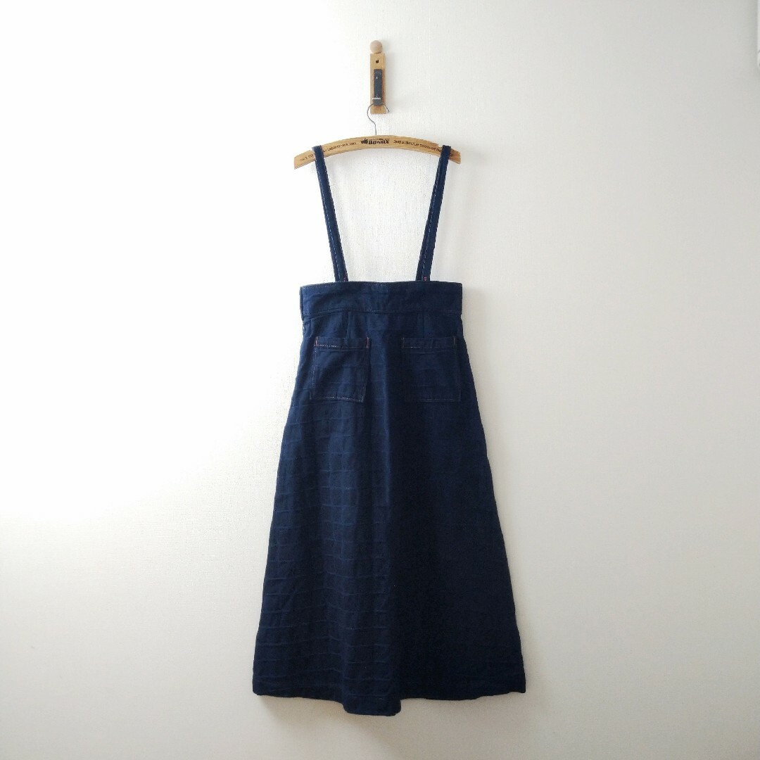 l'atelier du savon(アトリエドゥサボン)のデニムうねうねチェックJQ　吊りスカート レディースのスカート(ロングスカート)の商品写真