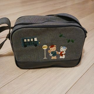 familiar(通園バッグ)のフリマアイテム一覧 familiar(通園バッグ)のフリマアイテム一覧