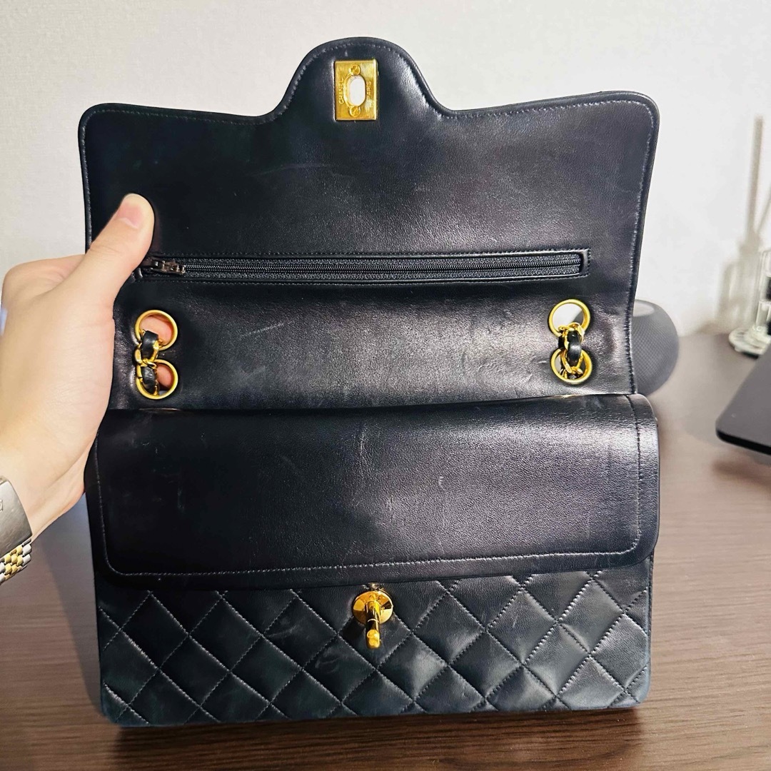 CHANEL(シャネル)のCHANEL シャネル マトラッセ25 ラムスキン Wフラップ 中古 カード付き レディースのバッグ(ショルダーバッグ)の商品写真