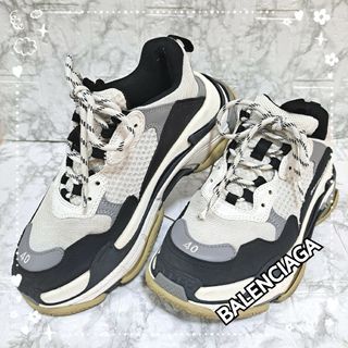 Balenciaga - ☆BALENCIAGA バレンシアガ TRIPLE S トリプルエス☆