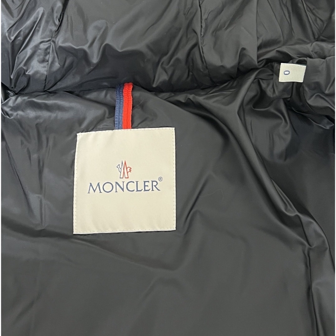 MONCLER(モンクレール)の【新品】MONCLER モンクレール BOED ボエ サイズ0  レディースのジャケット/アウター(ダウンジャケット)の商品写真