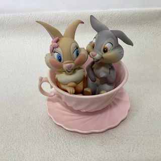 ディズニー(Disney)のとんすけ＆ミスバニー ティーカップフィギュア(キャラクターグッズ)