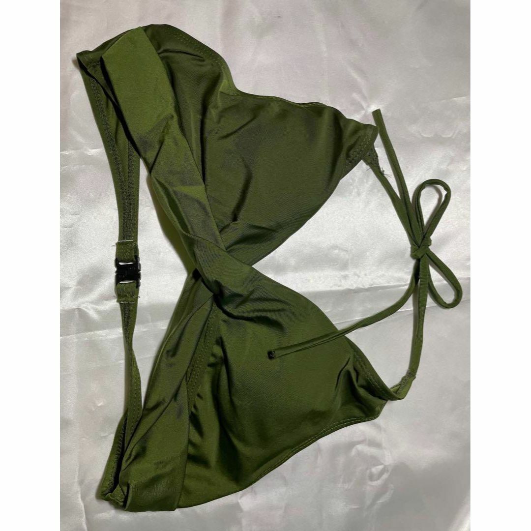 カーキ　ホルターネック　クロス　韓国　美バスト　緑　シンプル　ビキニ サウナ M レディースの水着/浴衣(水着)の商品写真