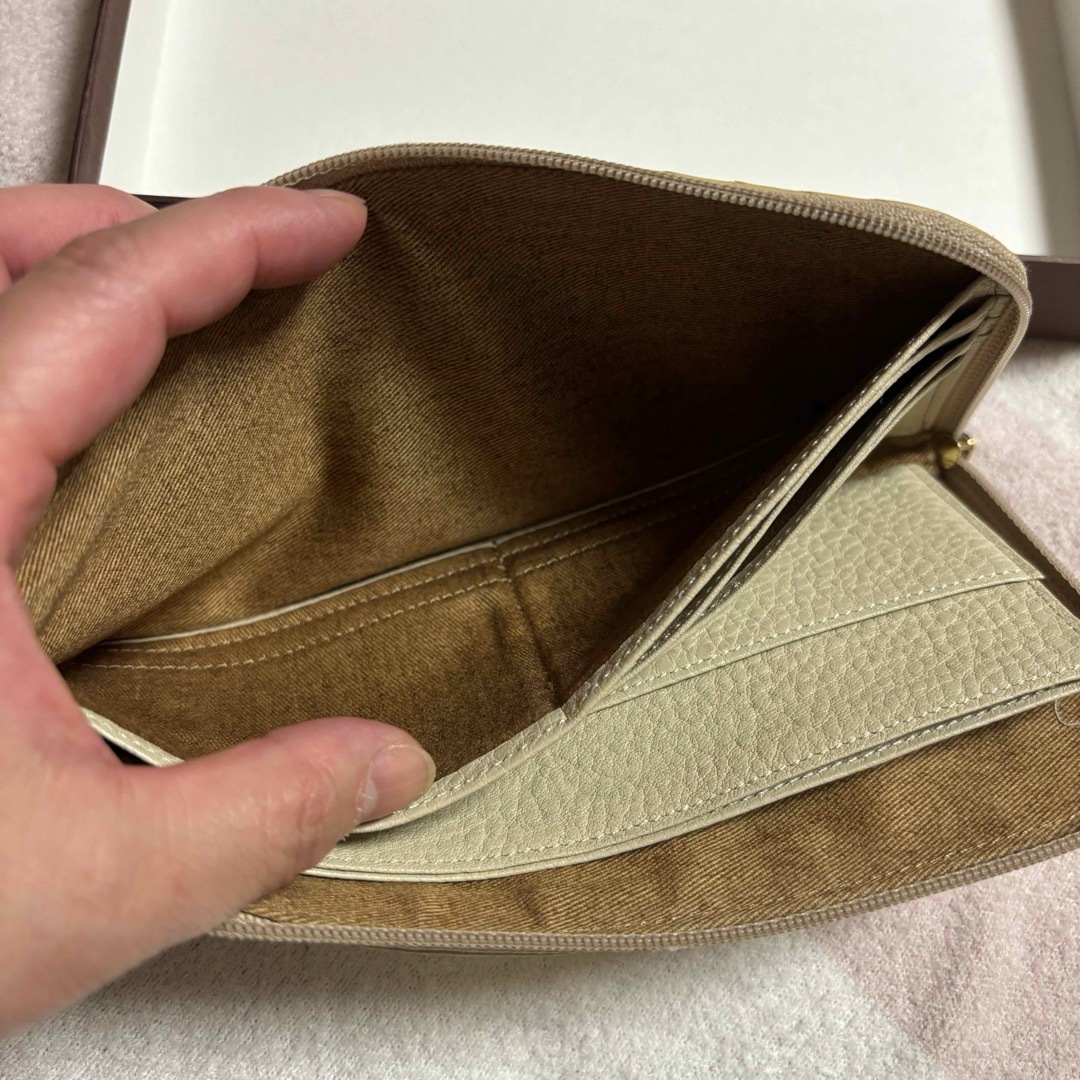 ATAO(アタオ)の箱付き　長財布　アタオ　ATAO レディースのファッション小物(財布)の商品写真