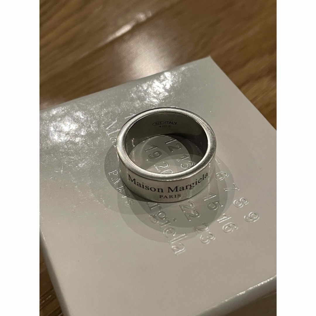 Maison Martin Margiela(マルタンマルジェラ)の【美品】Maison Margiela Signature logo ring メンズのアクセサリー(リング(指輪))の商品写真