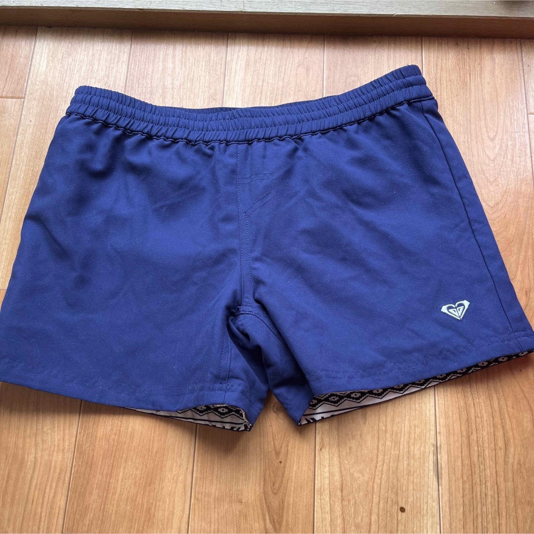 Roxy(ロキシー)のROXY ロキシー　サーフパンツ　リバーシブル　新品 レディースの水着/浴衣(水着)の商品写真