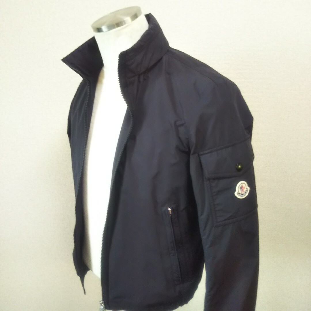 MONCLER(モンクレール)のモンクレール Brize ジャケット フード メンズ 黒 0 MONCLER メンズのジャケット/アウター(ブルゾン)の商品写真