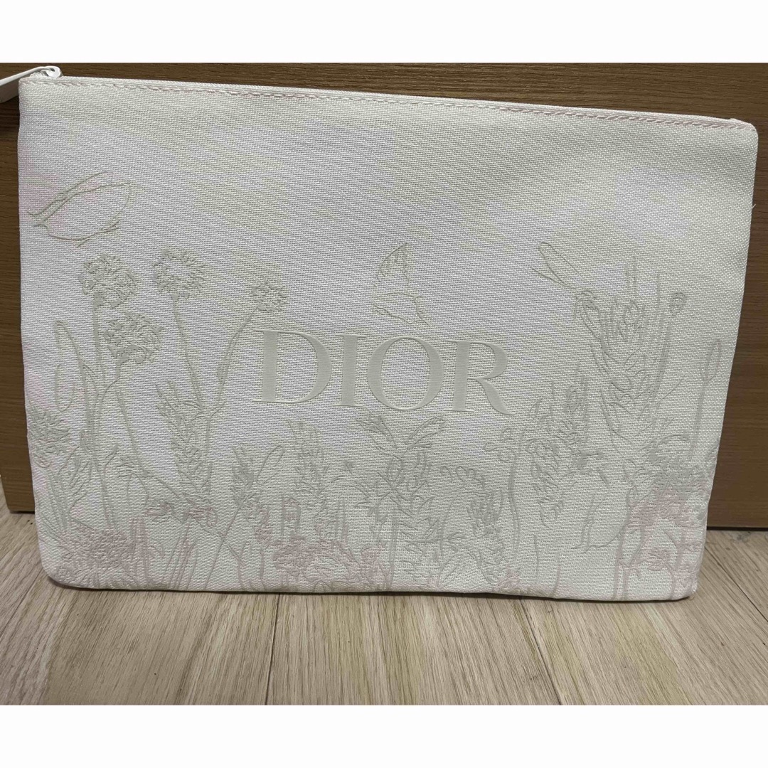 Dior(ディオール)のディオール　ノベルティポーチ レディースのファッション小物(ポーチ)の商品写真