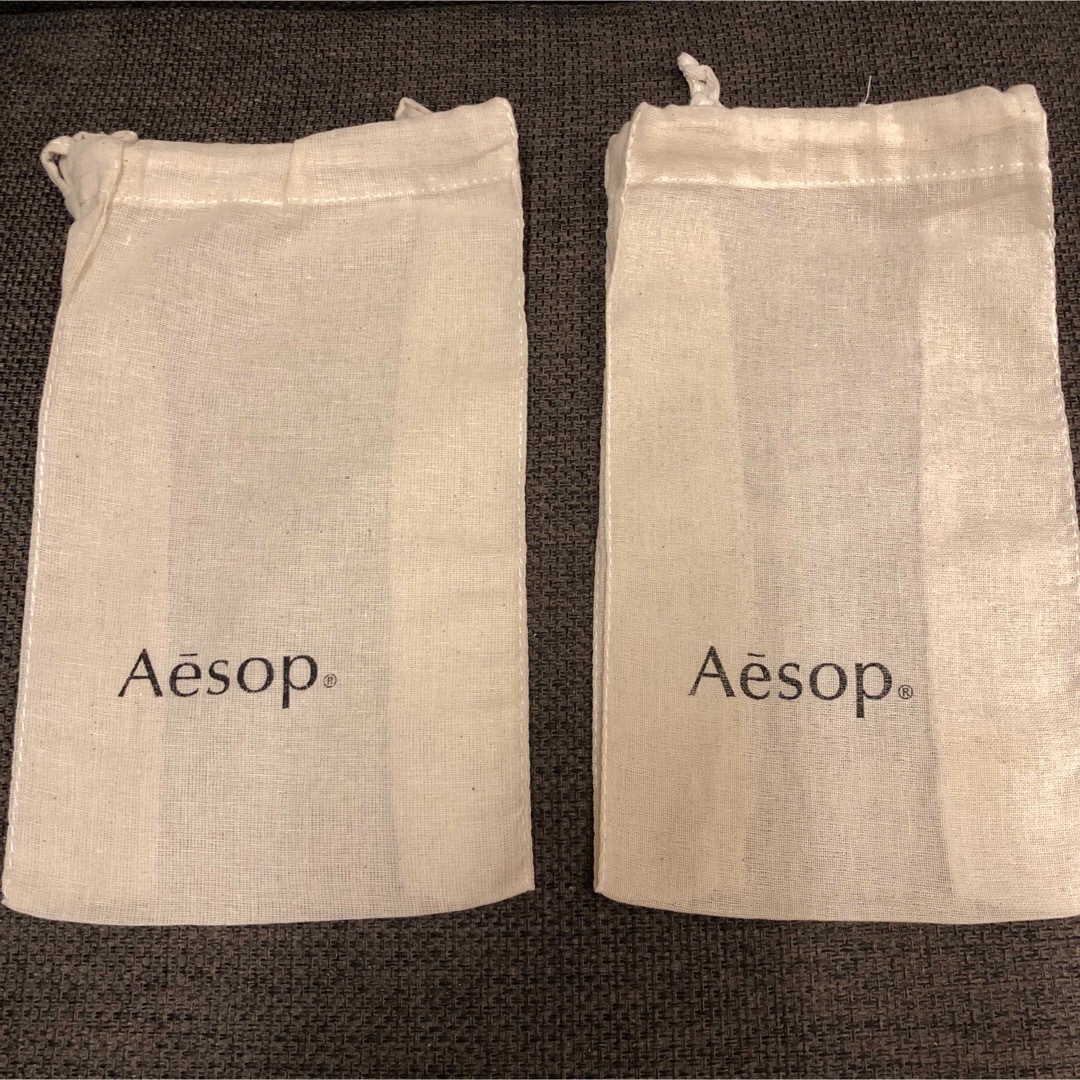 Aesop(イソップ)のイソップ  巾着袋 新品 2枚 レディースのバッグ(ショップ袋)の商品写真