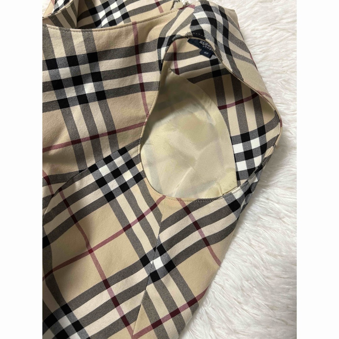 BURBERRY(バーバリー)のバーバリーロンドン★ワンピース　40size ノバチェック　美品 レディースのワンピース(ひざ丈ワンピース)の商品写真