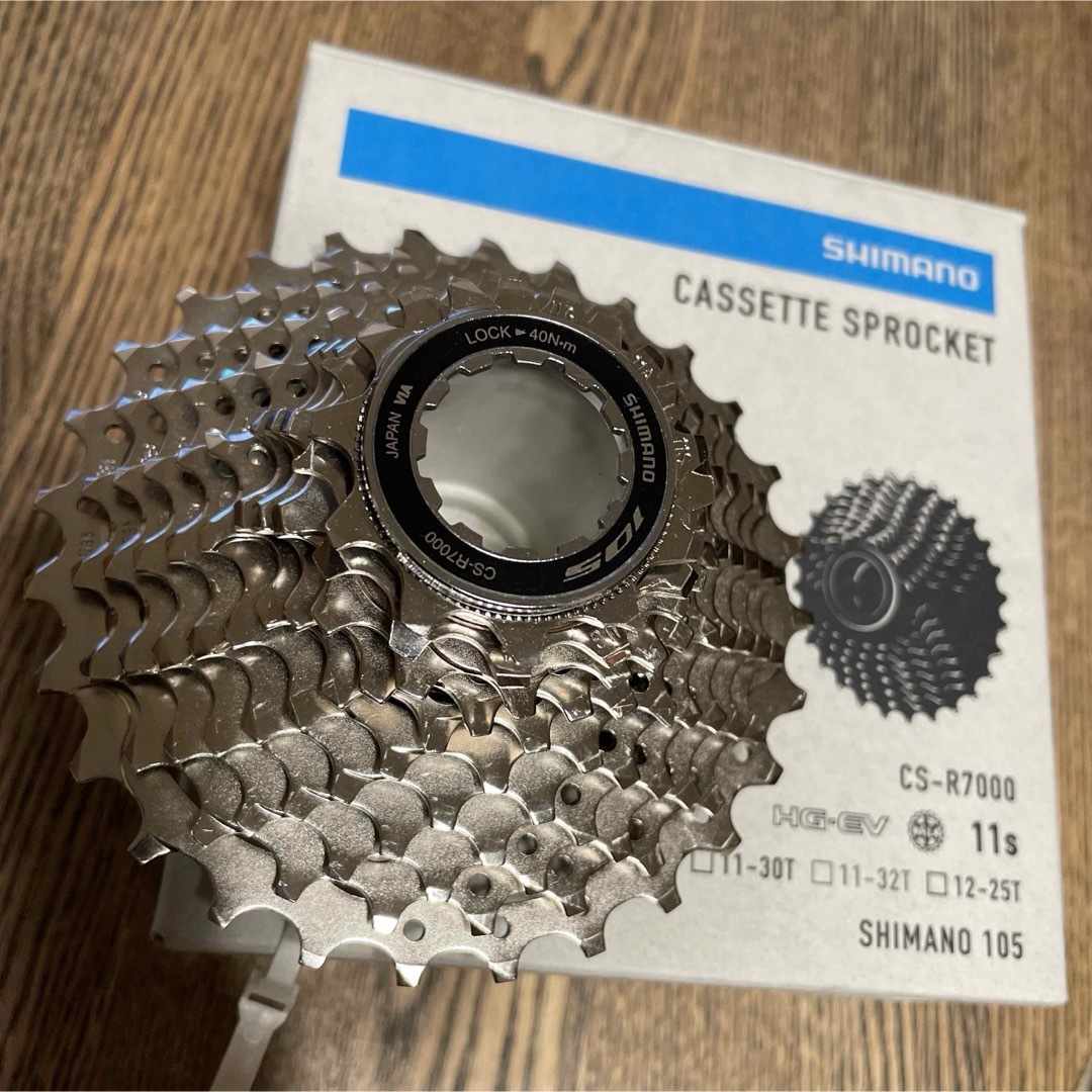 SHIMANO(シマノ)のシマノshimano  スプロケット CS-R7000 11s 、11-28T 自動車/バイクの自動車(その他)の商品写真