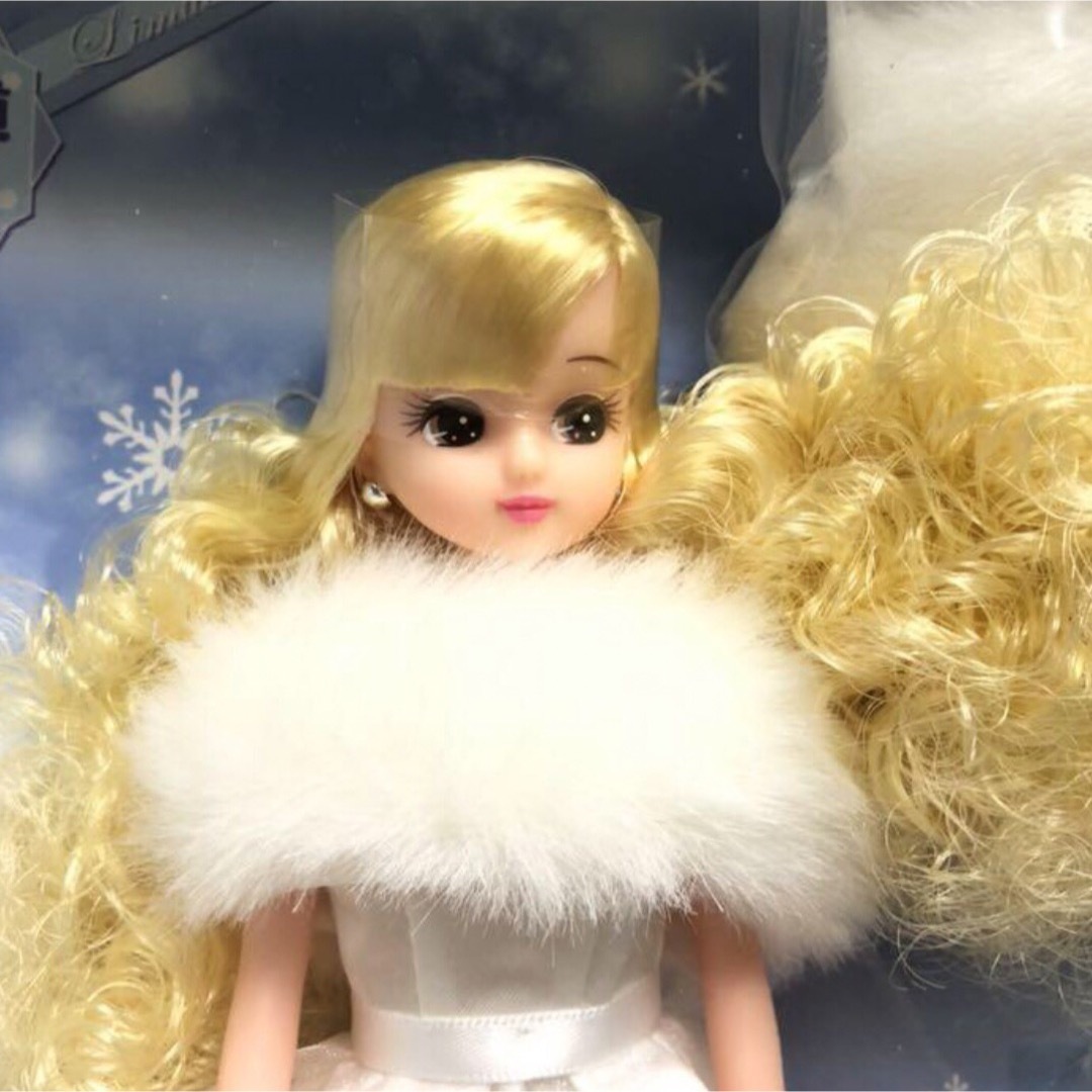 リカちゃん(リカチャン)の北海道限定　スノーリカちゃん　2006年　新品　雪　スノウ　リカちゃん キッズ/ベビー/マタニティのおもちゃ(ぬいぐるみ/人形)の商品写真