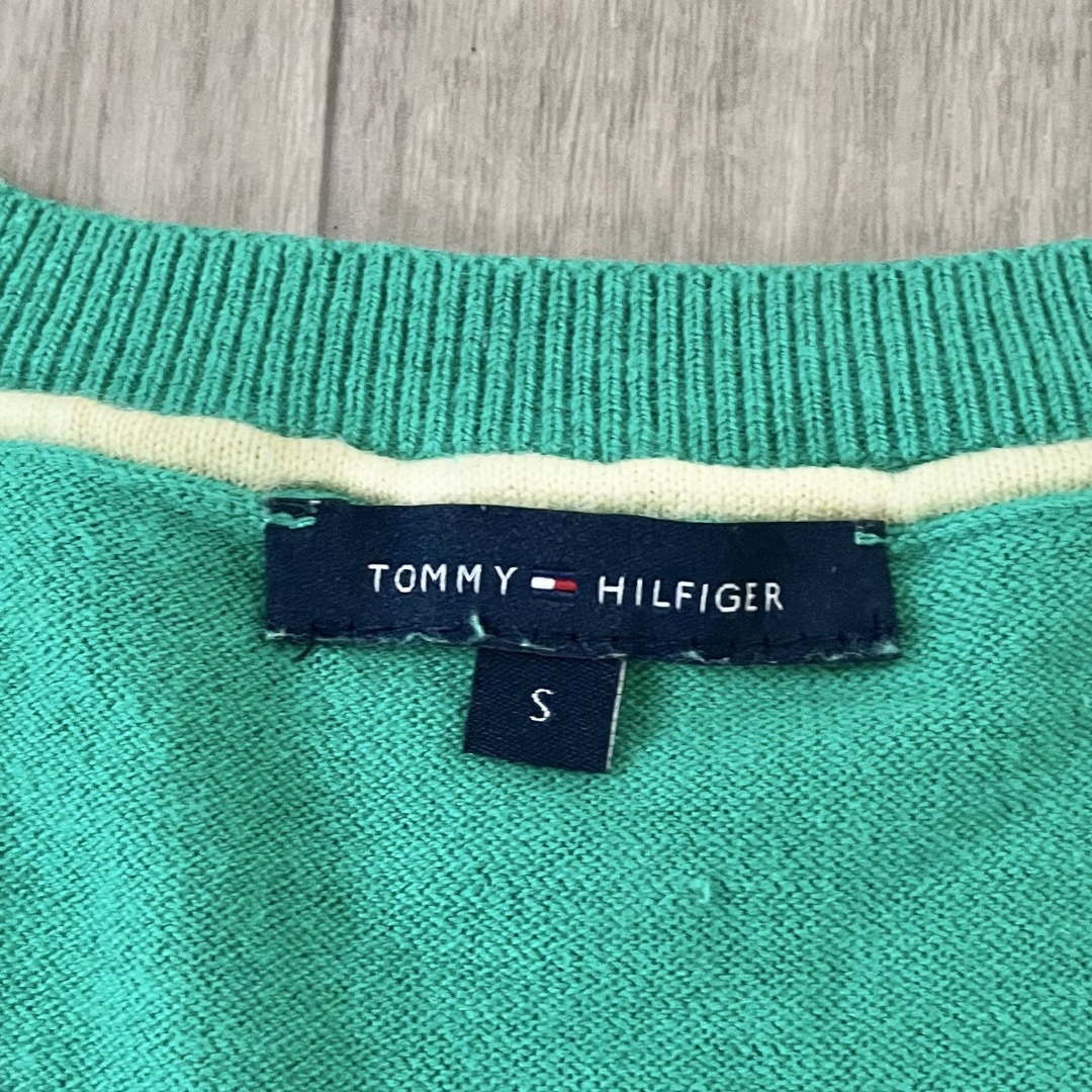 TOMMY HILFIGER(トミーヒルフィガー)のトミーヒルフィガー★Ｖネックニット レディースのトップス(ニット/セーター)の商品写真