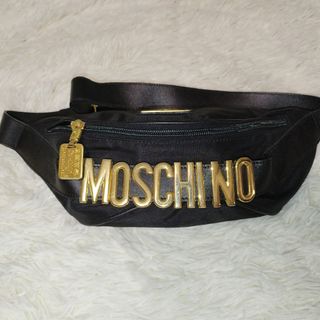 美品　モスキーノ　MOSCHINO　Redwell　ウエストポーチ　金具