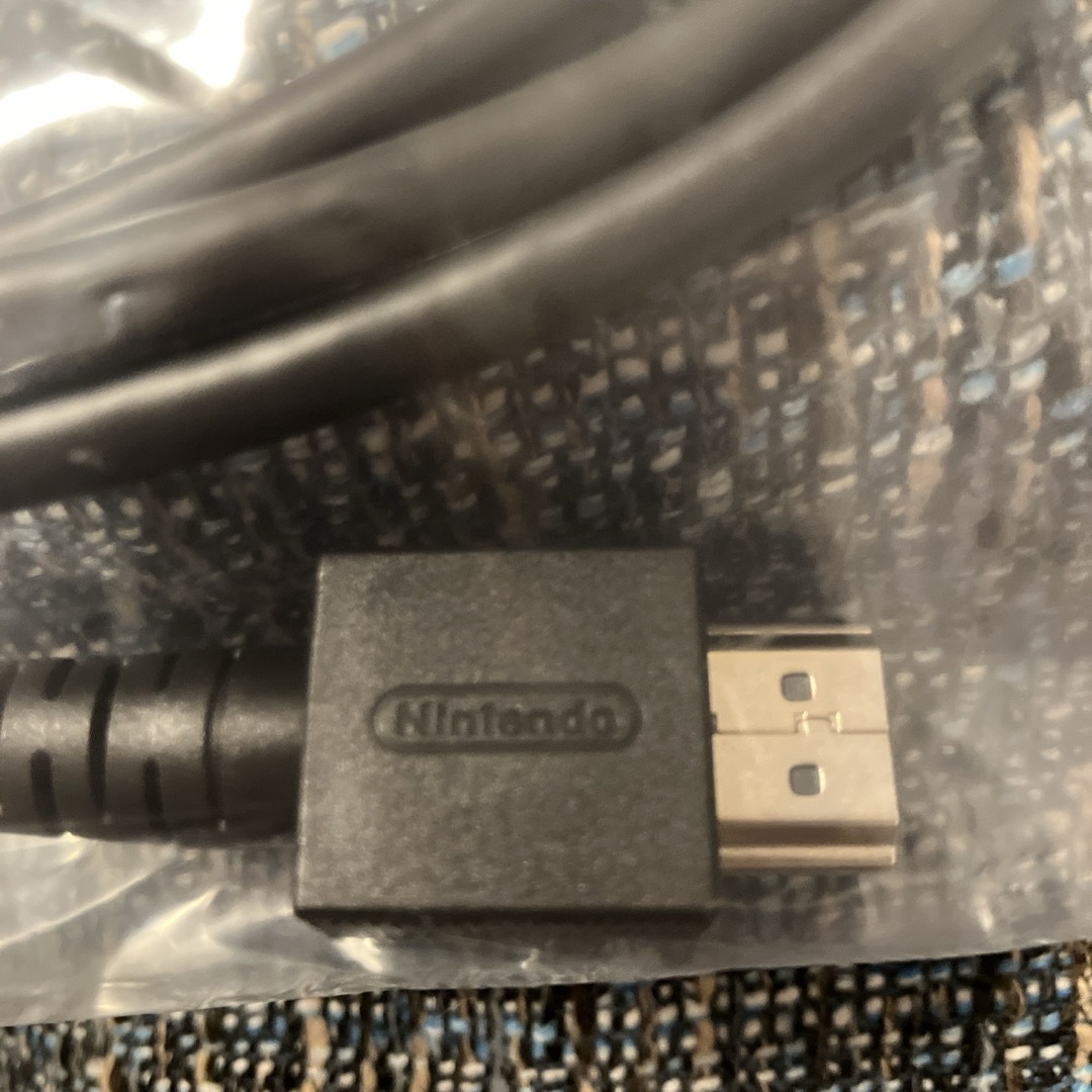Nintendo Switch(ニンテンドースイッチ)のSwitchのハイスピードHDMIケーブル エンタメ/ホビーのゲームソフト/ゲーム機本体(携帯用ゲーム機本体)の商品写真