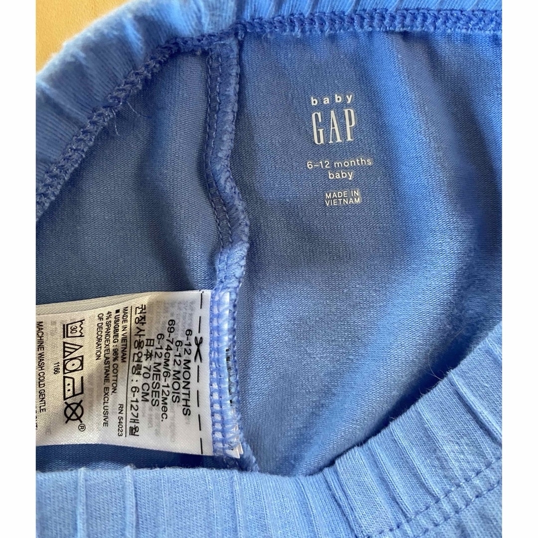 babyGAP(ベビーギャップ)のbabyGAP パンツ　ズボン　スパッツ キッズ/ベビー/マタニティのベビー服(~85cm)(パンツ)の商品写真