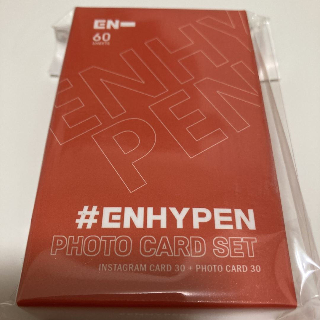 ENHYPEN(エンハイプン)のenhypen カード60枚入り エンタメ/ホビーのCD(K-POP/アジア)の商品写真