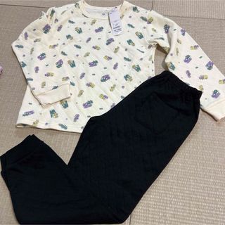 新品　キルト　長袖Tシャツパジャマ　130cm  上下セット　車柄(パジャマ)