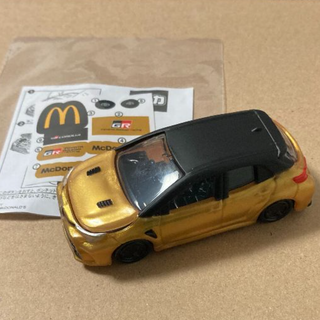 マクドナルド(マクドナルド)のマクドナルド ハッピーセット「トミカ」トヨタ GRカローラ  ゴールド(ミニカー)