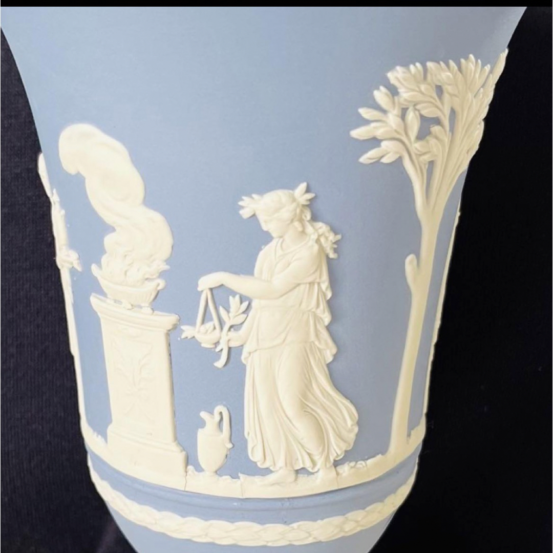 WEDGWOOD(ウェッジウッド)のウェッジウッド　ジャスパーウェア　花瓶　フラワーベース　ペールブルー インテリア/住まい/日用品のインテリア小物(花瓶)の商品写真