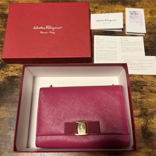 サルヴァトーレフェラガモ(Salvatore Ferragamo)のフェラガモ　チェーンバック(ショルダーバッグ)