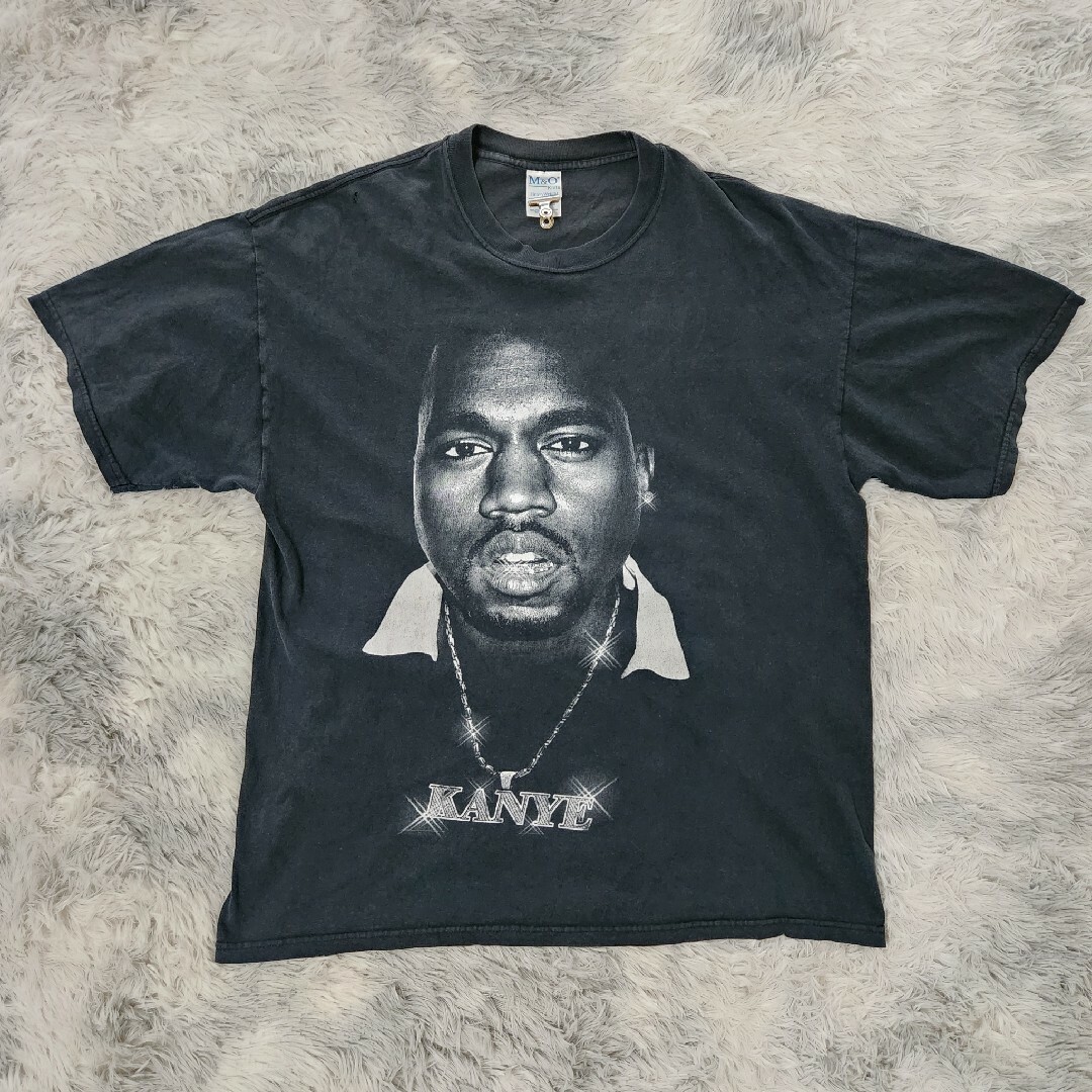YEEZY（adidas）(イージー)のVintage Kanye west Ye カニエ・ウエスト Tシャツ 黒ブラッ メンズのトップス(Tシャツ/カットソー(半袖/袖なし))の商品写真