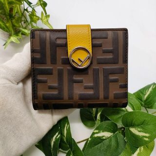 FENDI - フェンディ　折り財布　エフイズ　FF　ズッカ　イエロー