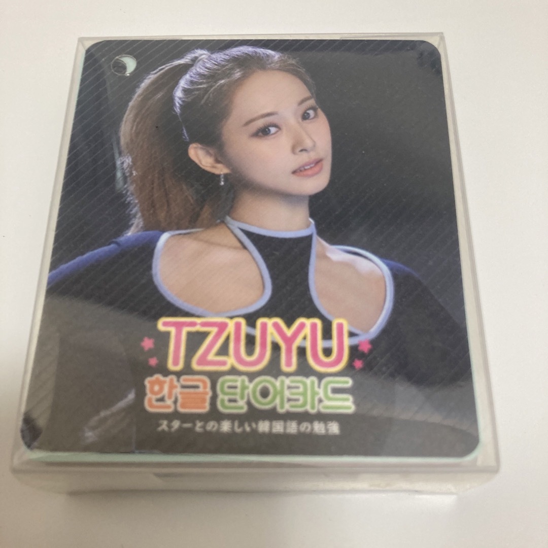 TWICE(トゥワイス)のtwice ツウィ　ハングル単語カード エンタメ/ホビーのCD(K-POP/アジア)の商品写真