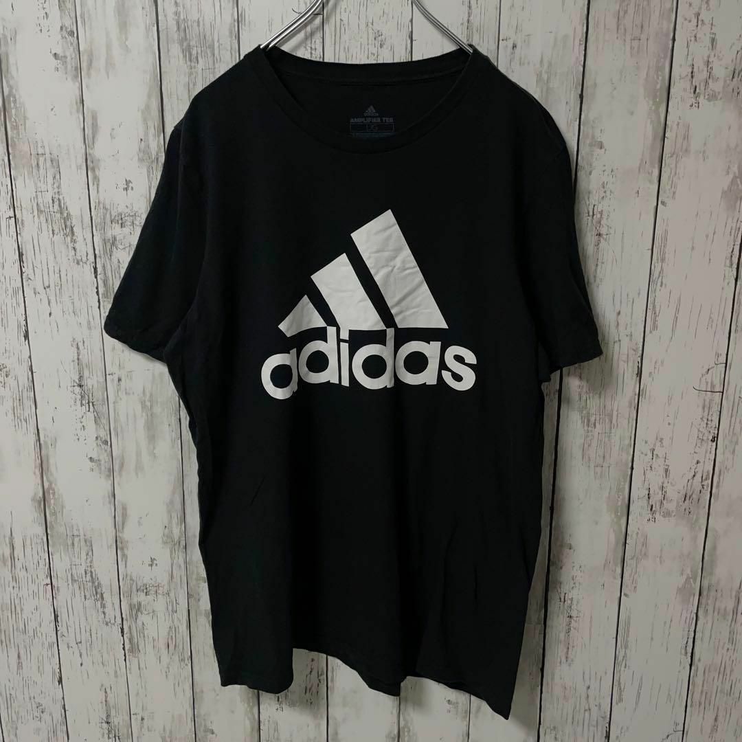 adidas(アディダス)のアディダス アメリカ古着 パフォーマンスロゴプリントTシャツ半袖ブラックメンズ メンズのトップス(Tシャツ/カットソー(半袖/袖なし))の商品写真