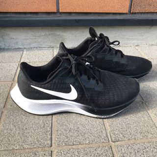 ナイキ(NIKE)の美品　ナイキ　スニーカー　ランニングシューズ(スニーカー)