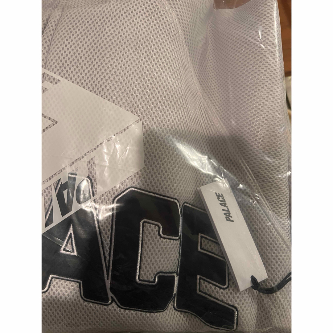 PALACE - PALACE MESHER JACKET ARCTIC GREY Mサイズの通販 by PALACE - PALACE MESHER JACKET ARCTIC GREY Mサイズの通販 by