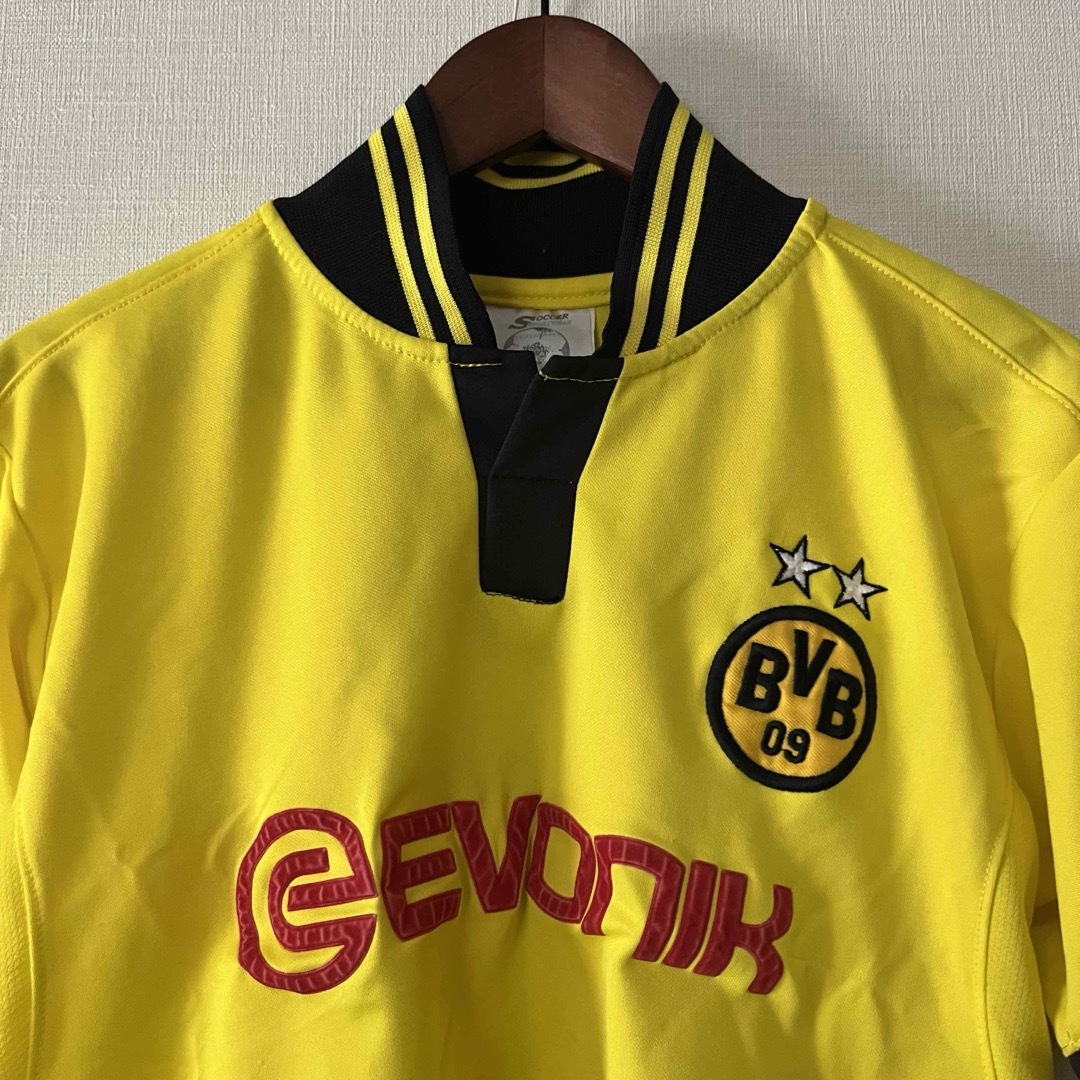 BVB 10  サッカー　キッズ　xl ユニフォーム　上下セット スポーツ/アウトドアのサッカー/フットサル(ウェア)の商品写真