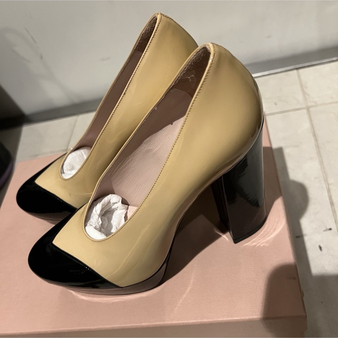 新品未使用 ミュウミュウ miumiu パンプス 新品未使用 ミュウミュウ miumiu パンプス