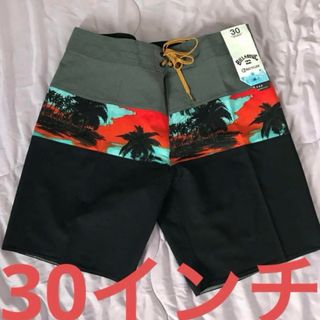 ビラボン(billabong)の【新品】BILLABONG 　ビラボン　水着　海パン　サーフパンツ黒　30インチ(水着)