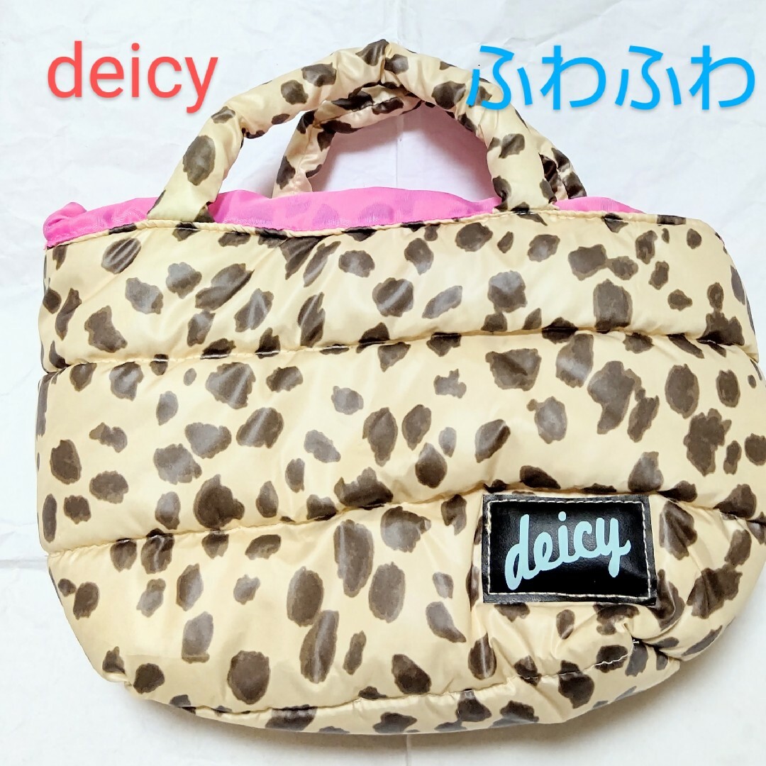 deicy(デイシー)のdeicy デイシー　レオパード柄×ピンク　ふわふわ　ダウン風ナイロン製　バッグ レディースのバッグ(トートバッグ)の商品写真